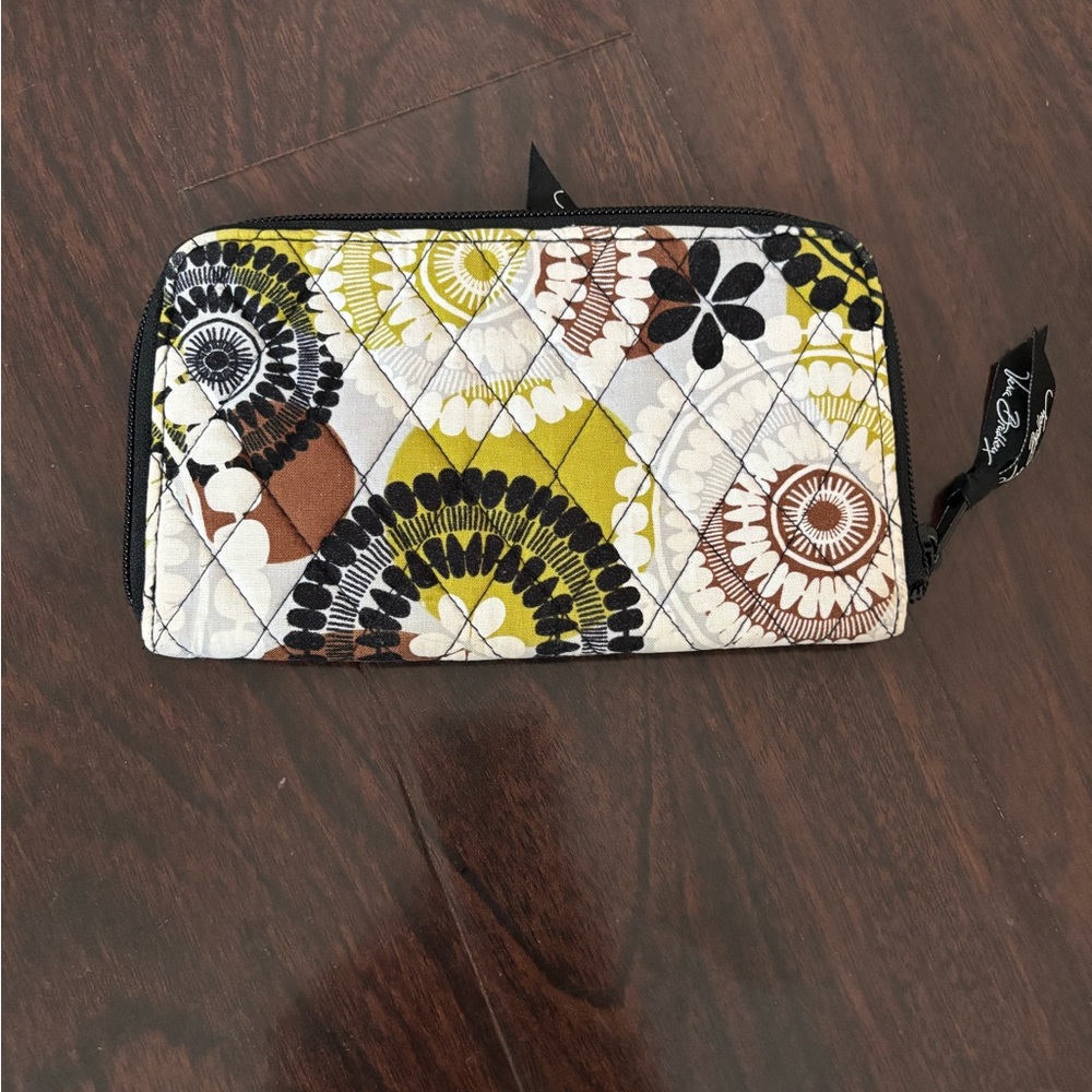 Vera Bradley Cocoa Moss Quilted Wallet